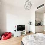 Wola Expo City View Central Apartment